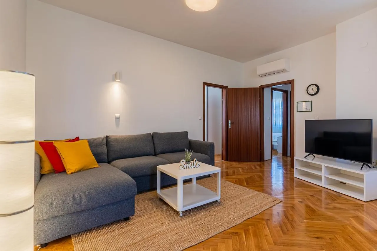 House Catania 0*, Mali Losinj Croatia